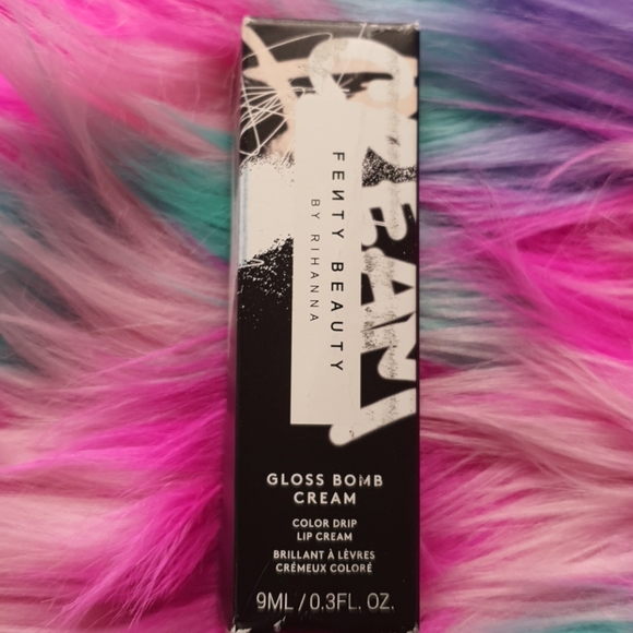 Fenty Beauty by Rihanna Gloss Bomb Cream - Picture 2 of 4